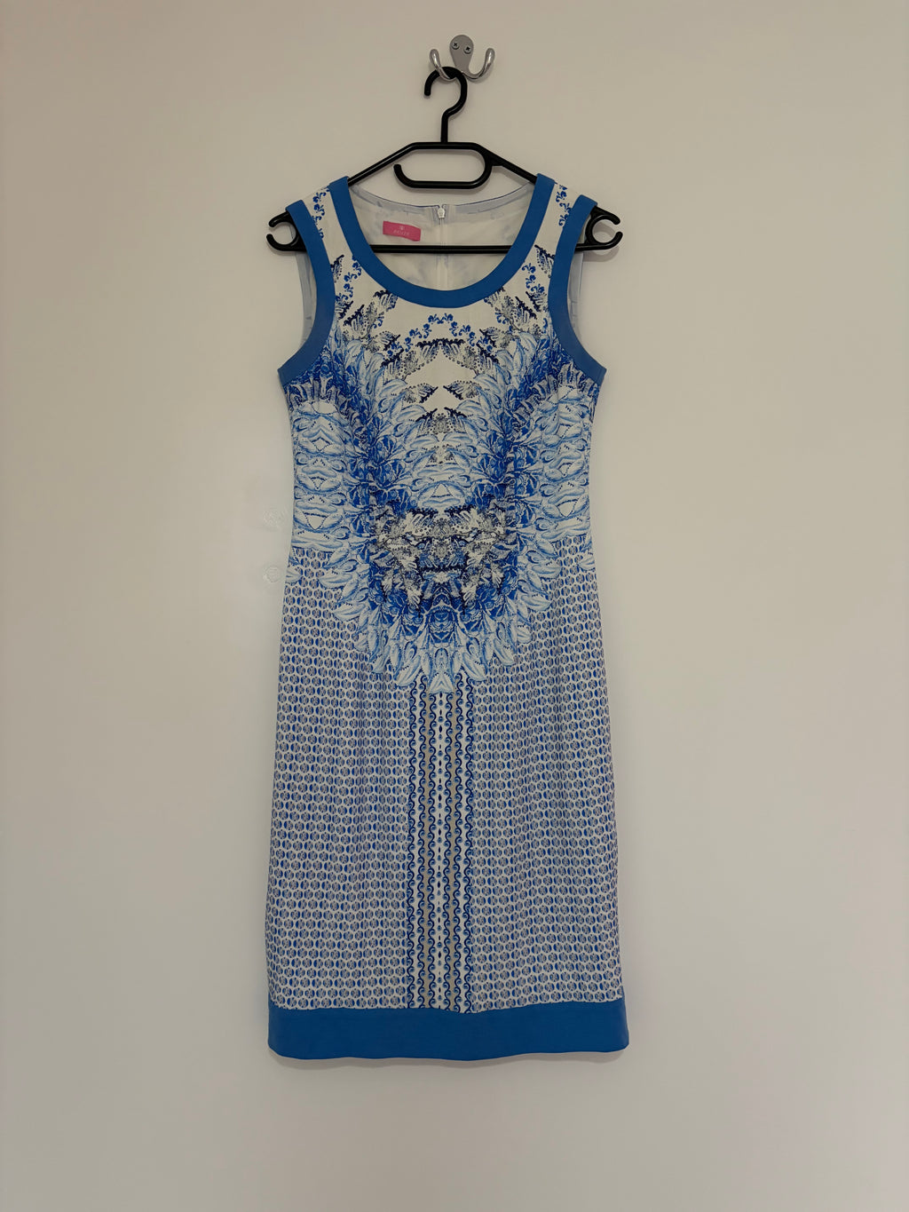 Basler Sleeveless Knee Length Blue Patterned Dress Lined Size UK 8