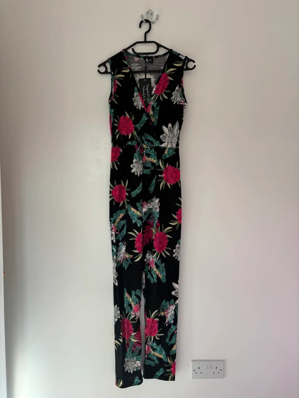 B. You Sleeveless Wrap V-Neck Black Floral Jumpsuit Size 10