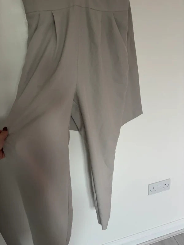 Miss Selfridge Sleeveless Tie Neck On Back Jumpsuit Size 12