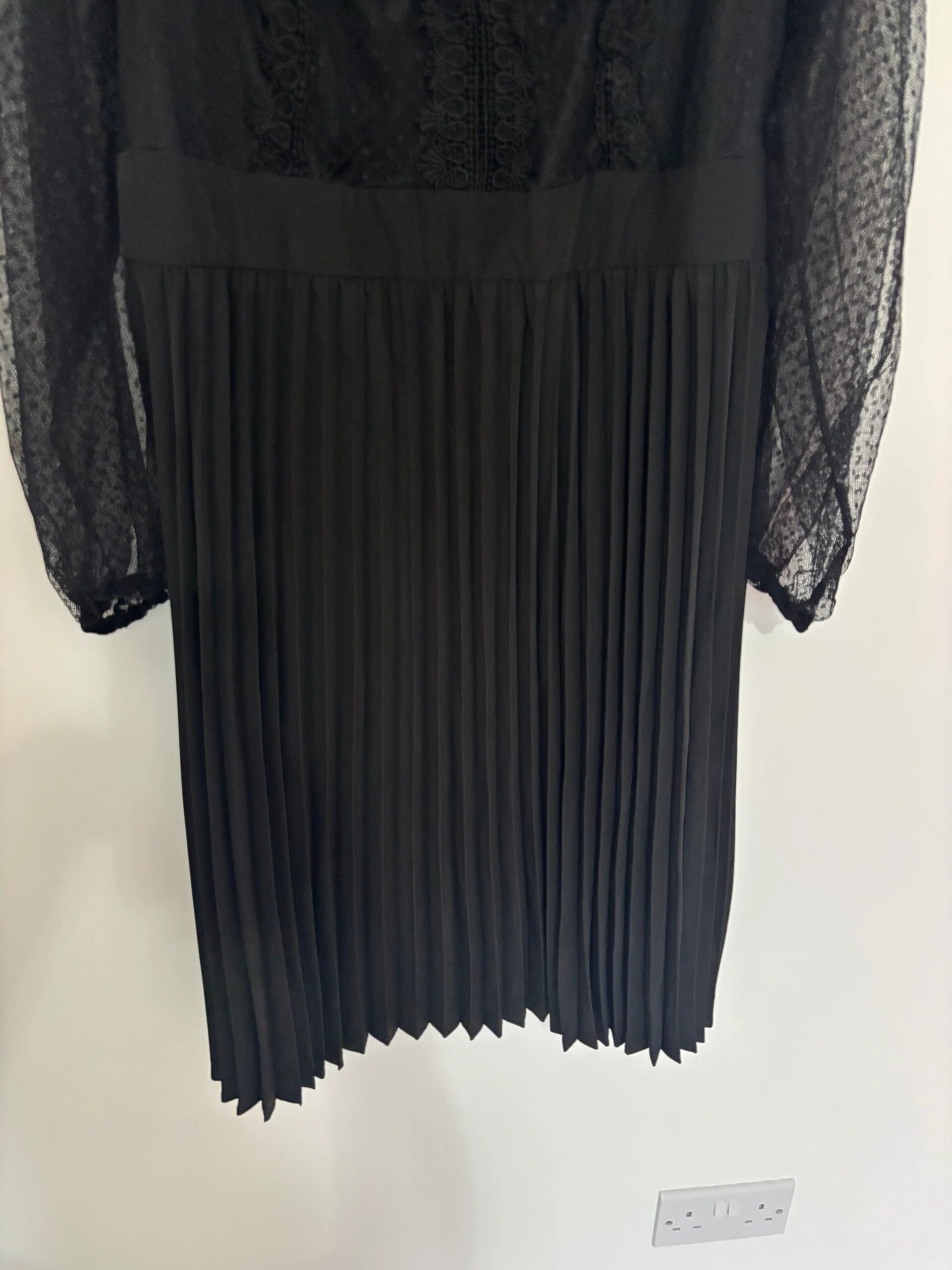 Shein Curve Long See Through Sleeve Pleated Midi Dress Size UK 18
